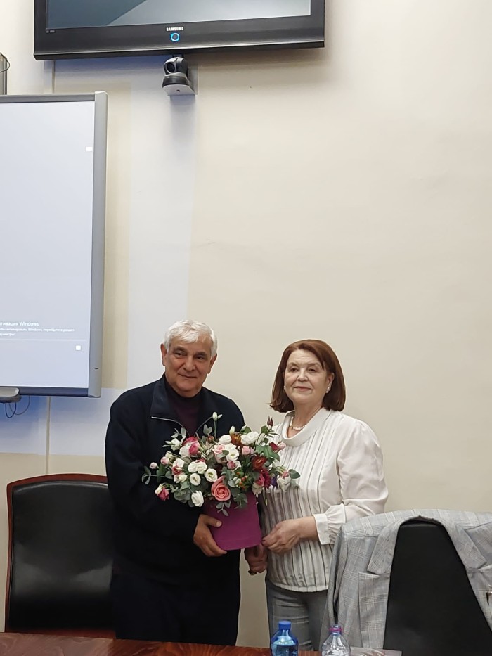 Kamal Abdullanın romanı Rumıniyada təqdim olundu - FOTO